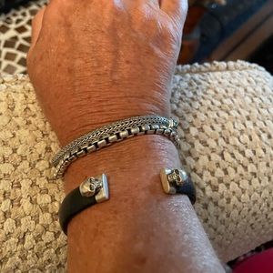 Cool silver Skull leather bracelet